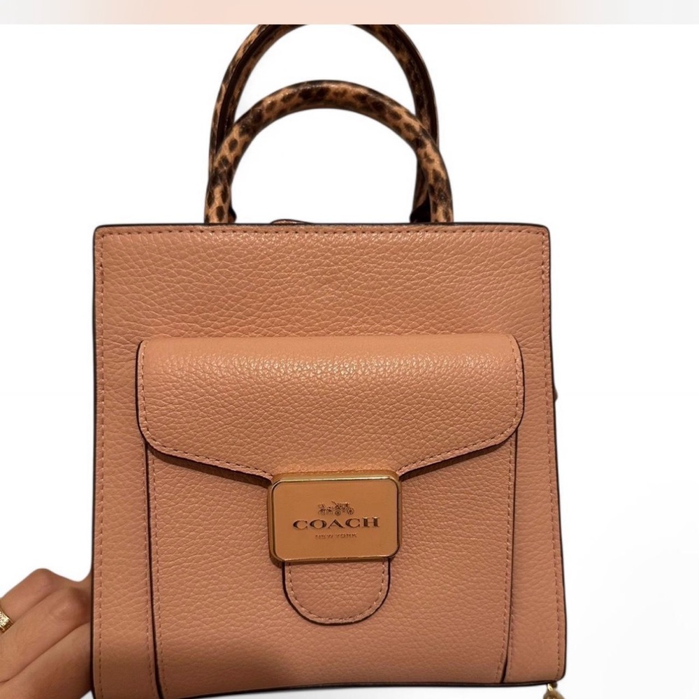 Coach Pink Mini Bag Elegant Leather Design
